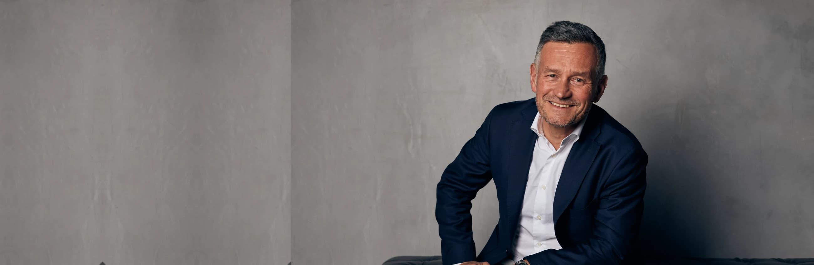 What are the 7 leadership qualities of great leaders?
