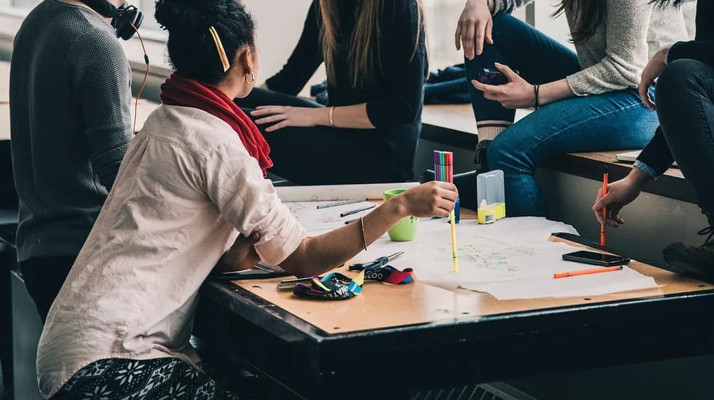 Discover what makes one-on-one manager coaching is the best way to boost leadership